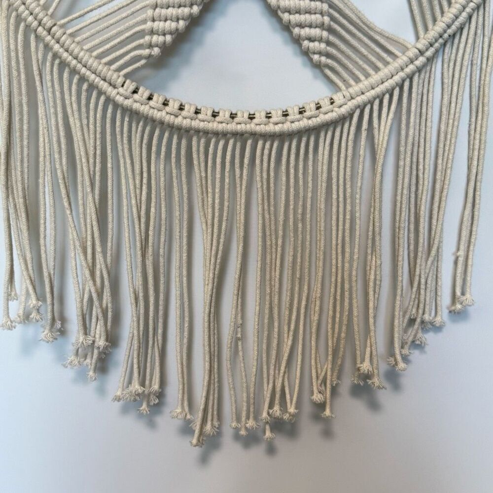 Macrame 14” ring goat 9” fringe - Picture 3 of 5